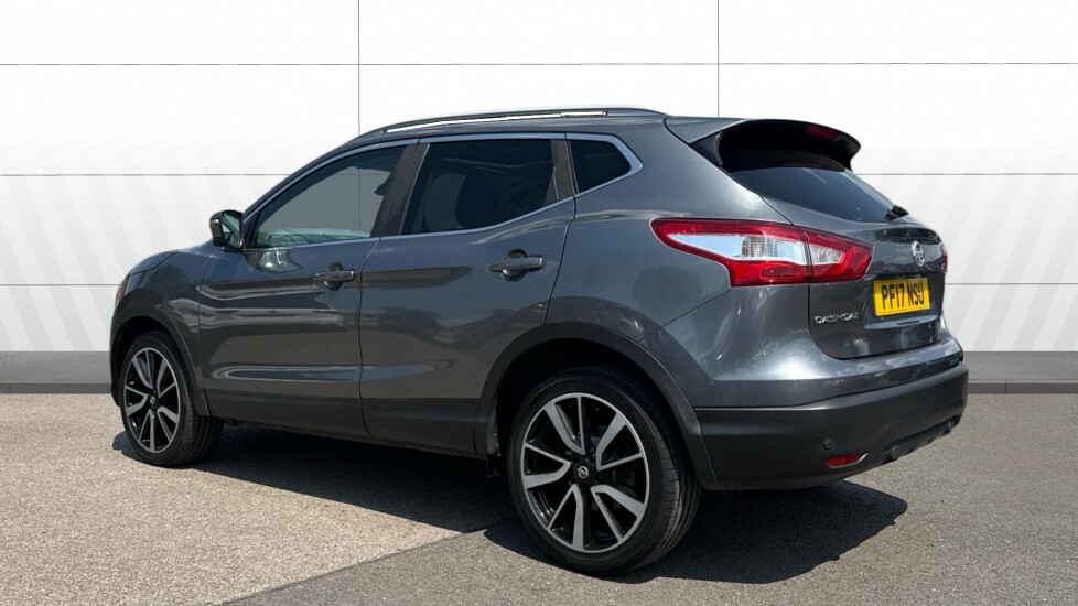 Nissan Qashqai Tekna Grey #2