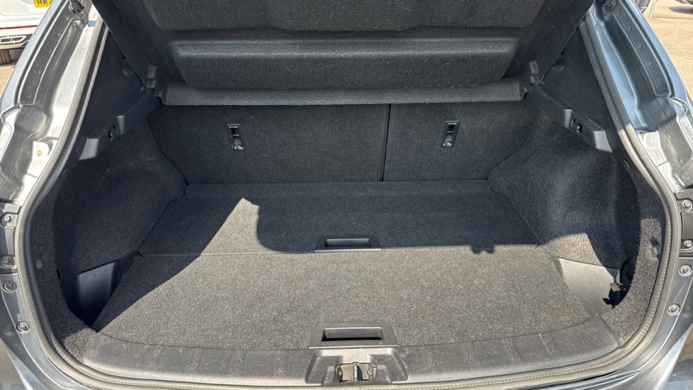 Nissan Qashqai Tekna Grey #4