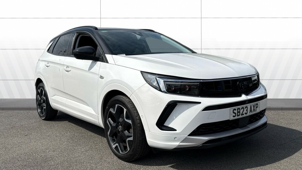 Vauxhall Grandland Ultimate White