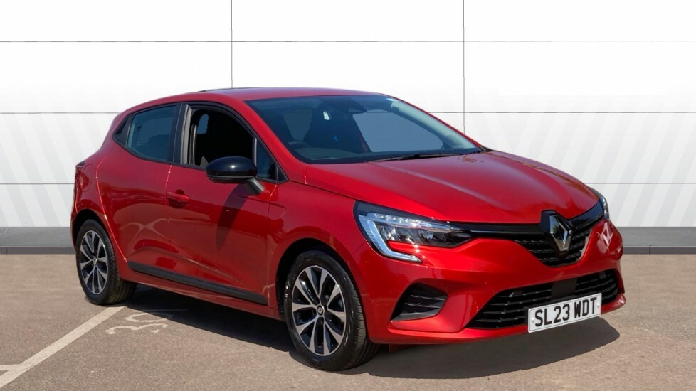Renault Clio Evolution Red