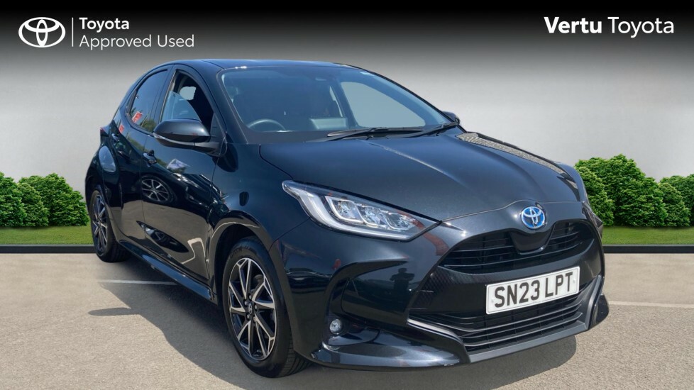 Toyota Yaris Design Black