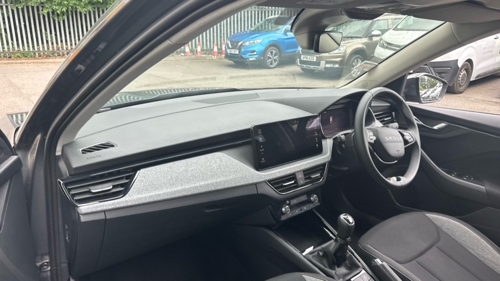 Skoda Kamiq Se Edition GJ75CDZ Grey #2