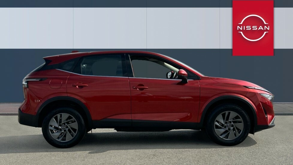 Nissan Qashqai Acenta Premium SY74OUA Red #5