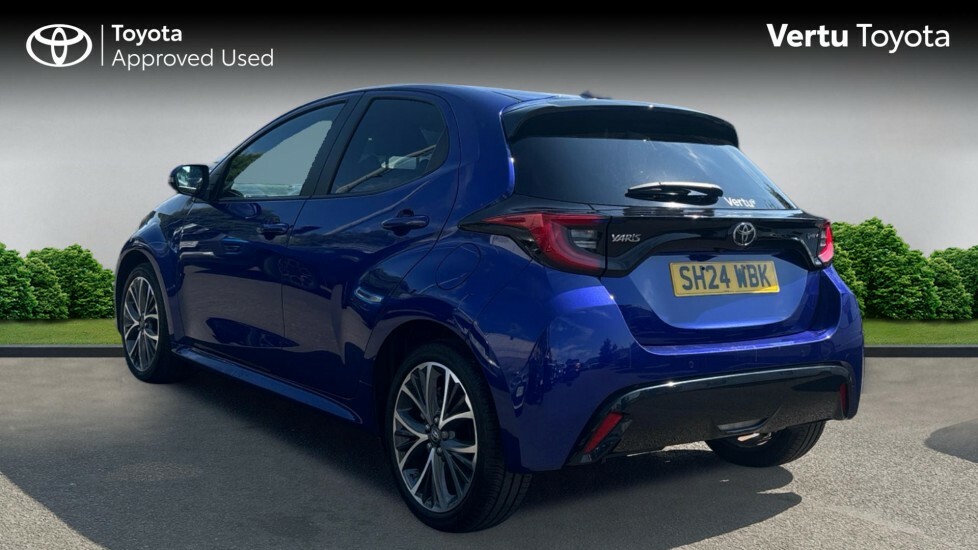 Toyota Yaris Excel Blue #4