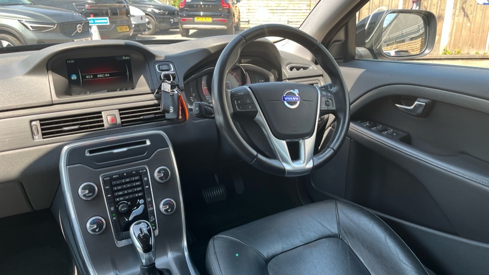 Volvo XC70 D5awd Se Lux Silver #11