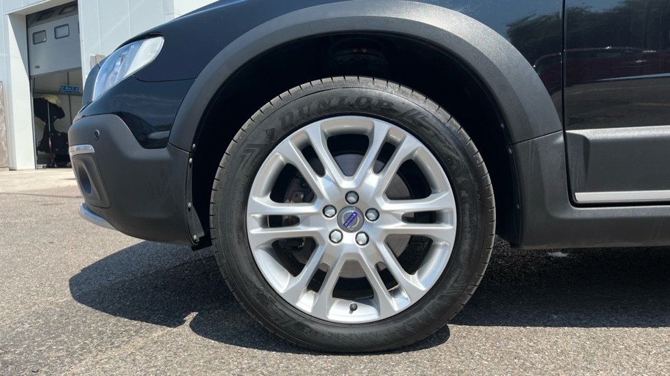 Volvo XC70 D5awd Se Lux Silver #7