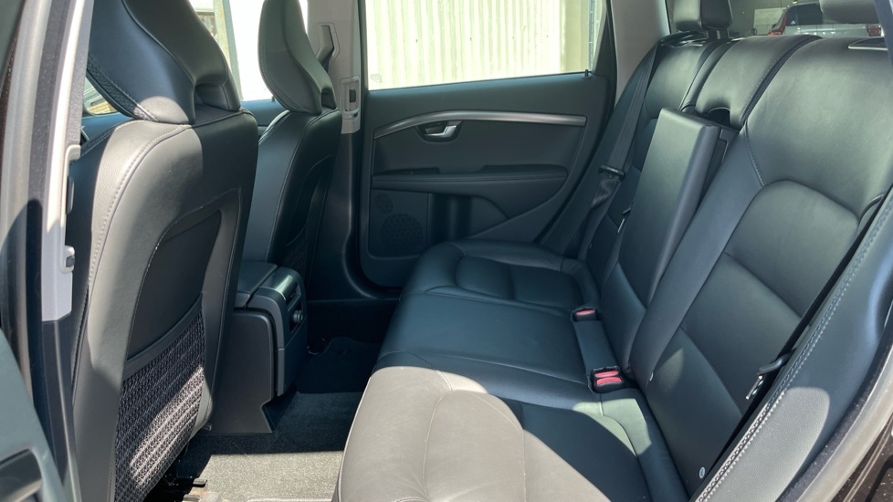 Volvo XC70 D5awd Se Lux Silver #16