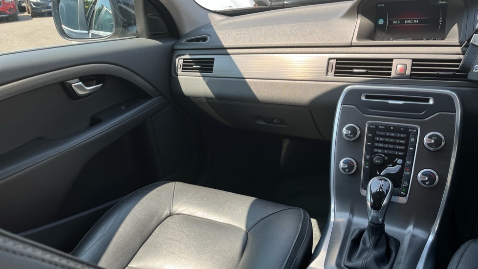 Volvo XC70 D5awd Se Lux Silver #14