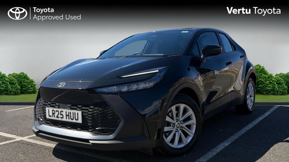 Toyota C-Hr Icon Black #3