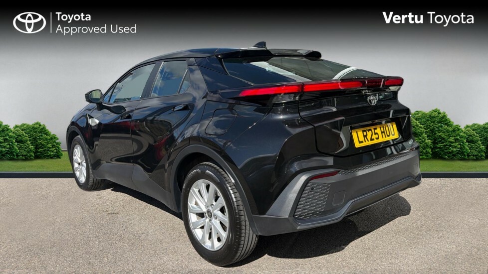 Toyota C-Hr Icon Black #4