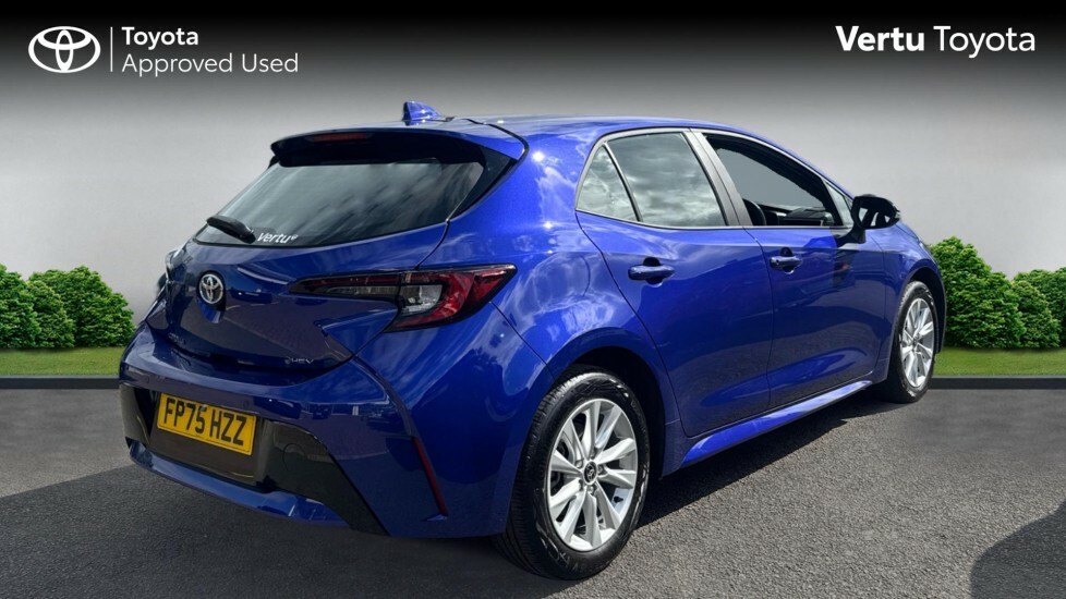 Toyota Corolla Icon Blue #2