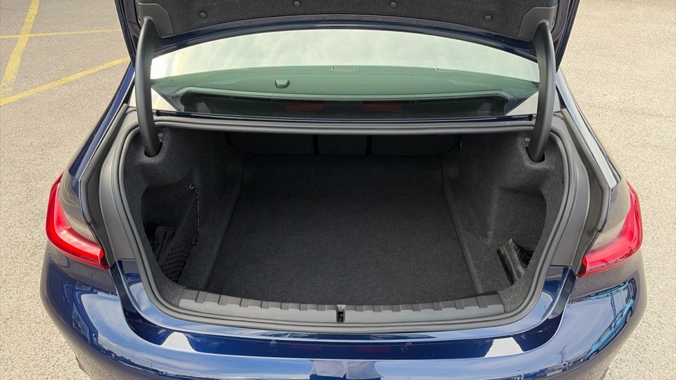 BMW 3 Series M Sport SK72ZVX Blue #4