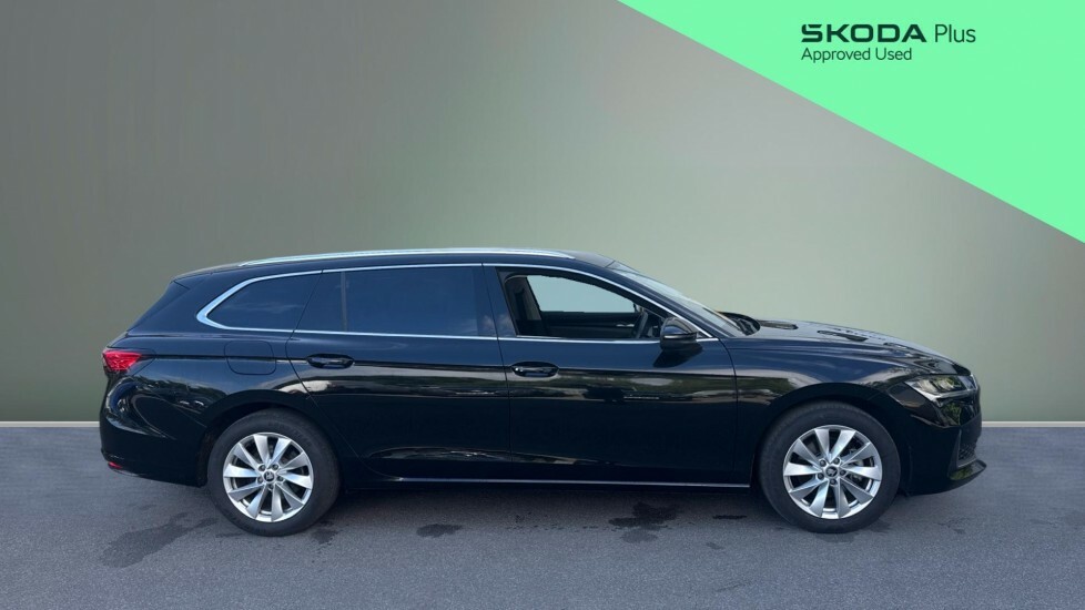 Skoda Superb Se Technology GF25VYC Black #4