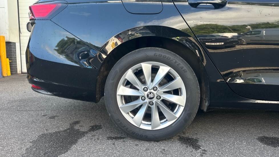 Skoda Superb Se Technology GF25VYC Black #5