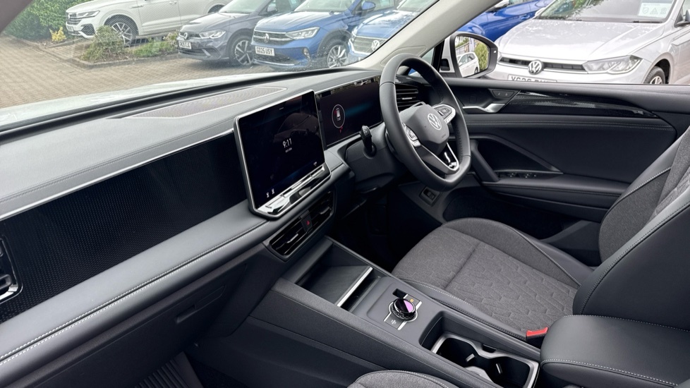 Volkswagen Tiguan Match White #2