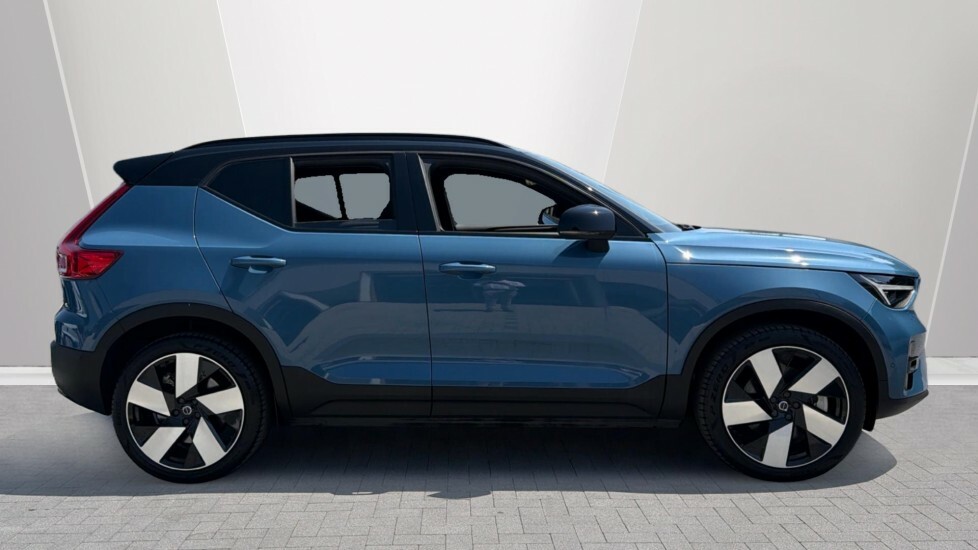Volvo EX40 Ultra Blue #3