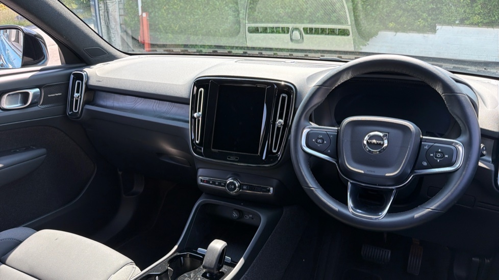 Volvo EX40 Ultra Blue #4