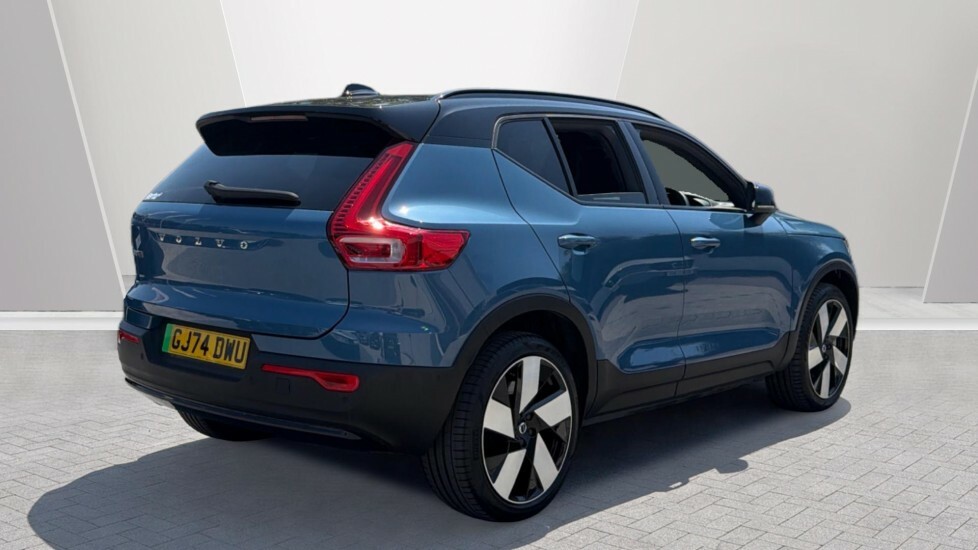 Volvo EX40 Ultra Blue #2