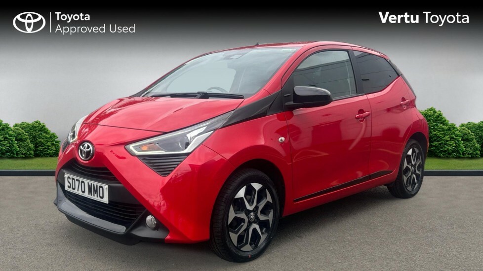 Toyota Aygo X X-trend Red #3