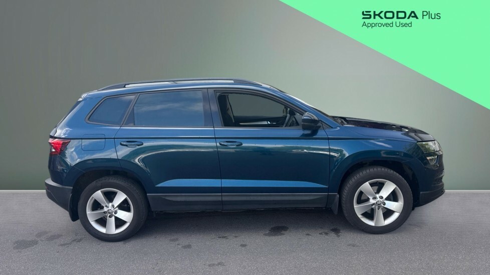 Skoda Karoq Se Blue #4