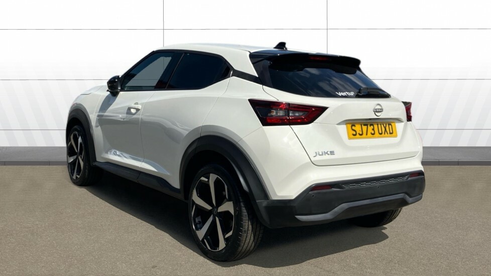 Nissan Juke Tekna White #2