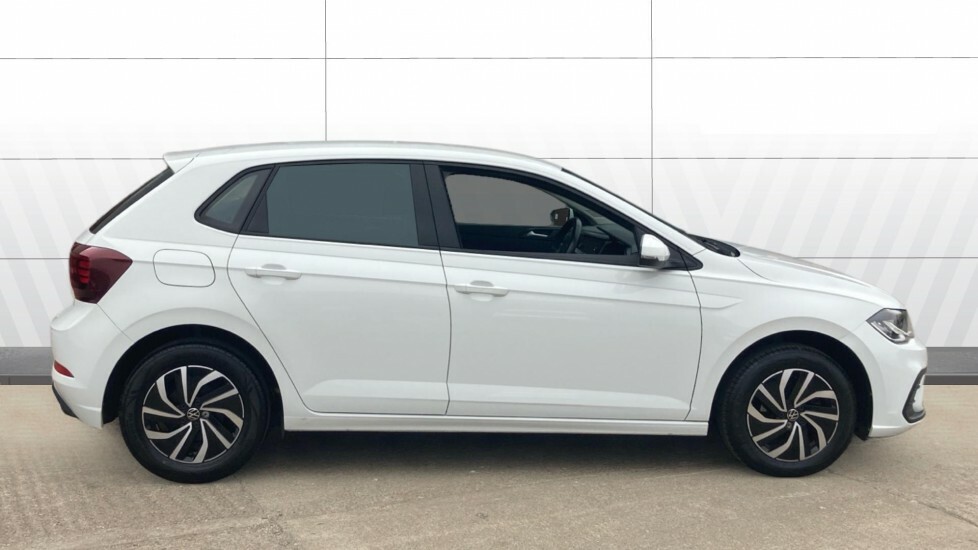 Volkswagen Polo Life White #5