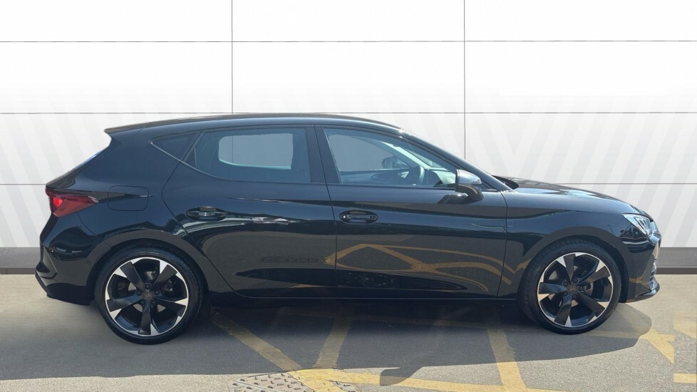 Cupra Leon V1 DP23OCW Black #5