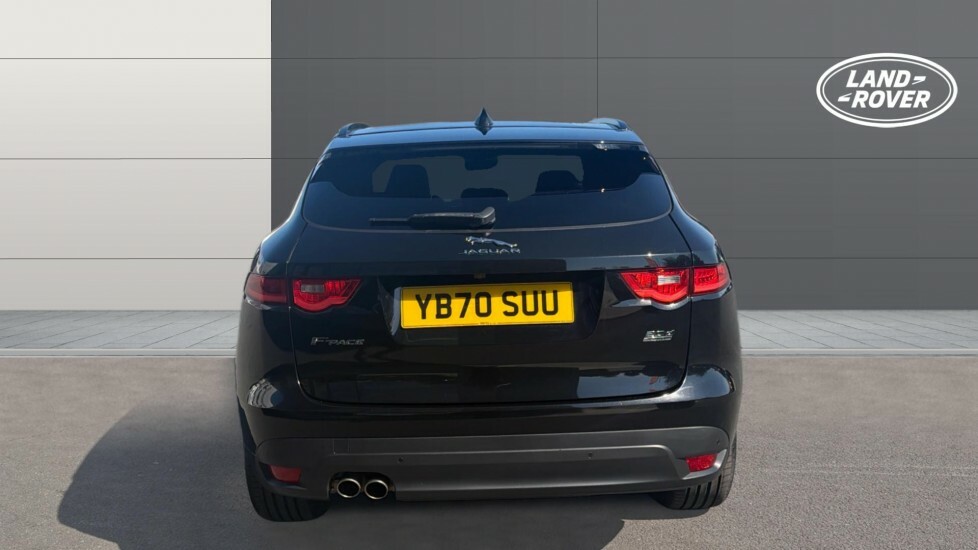 Jaguar F-Pace Chequered Flag YB70SUU Black #6