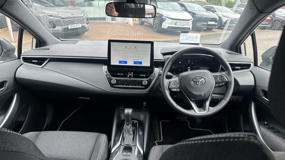 Toyota Corolla Icon Silver #6