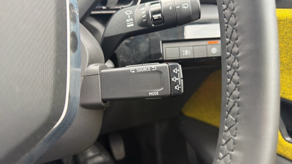 Renault 5 E-Tech Iconic Five Black #22