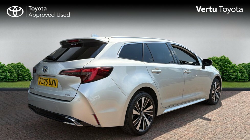 Toyota Corolla Design FD25UXN Silver #2