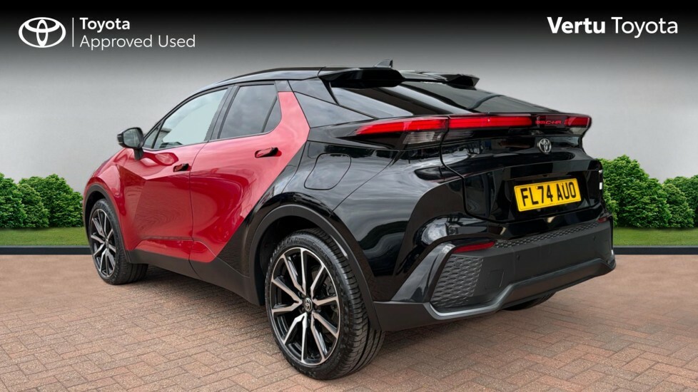 Toyota C-Hr Gr Sport FL74AUO Red #4