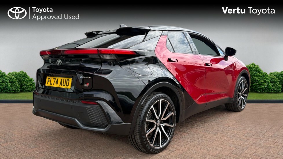 Toyota C-Hr Gr Sport FL74AUO Red #2