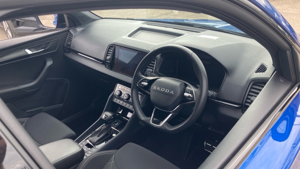 Skoda Karoq Sportline Edition Blue #6