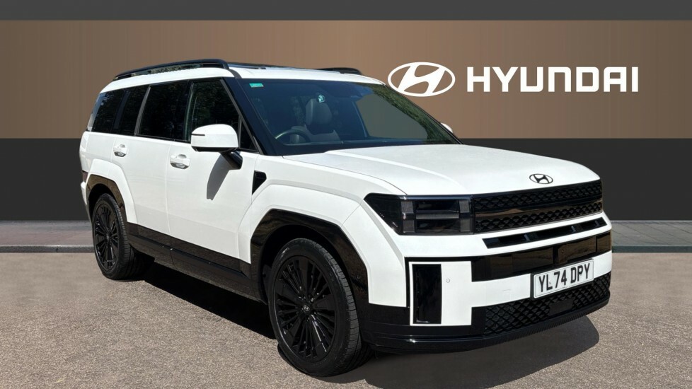 Hyundai Santa Fe Calligraphy White