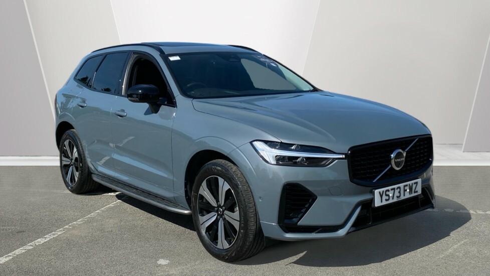 Volvo XC60 Plus Grey