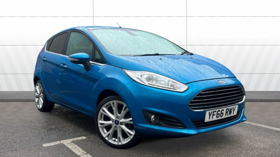 Ford Fiesta Titanium Blue