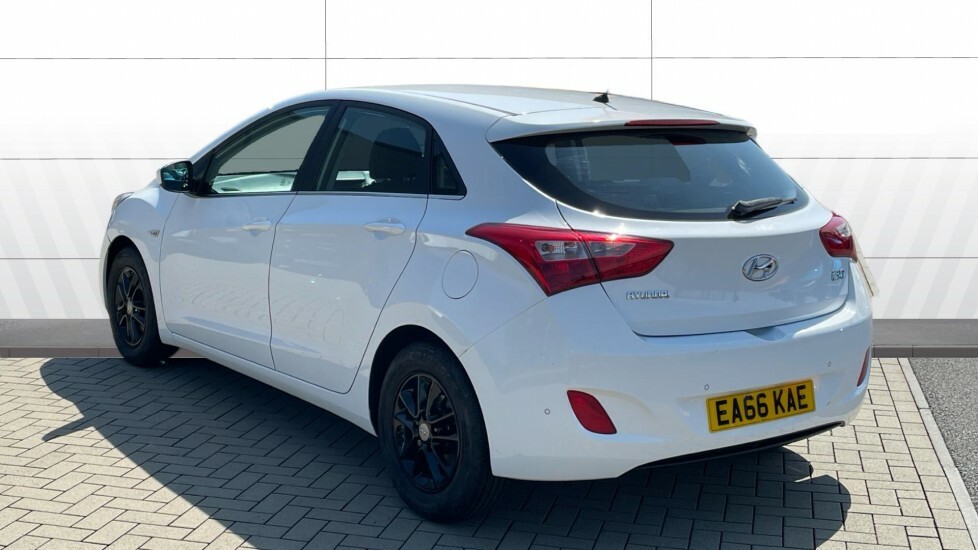 Hyundai I30 Se EA66KAE White #2
