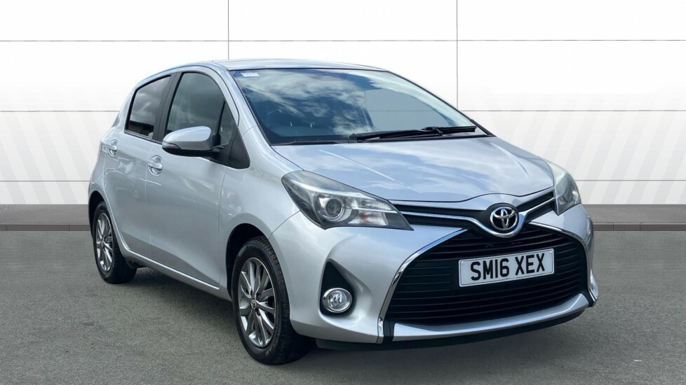Toyota Yaris Icon Silver