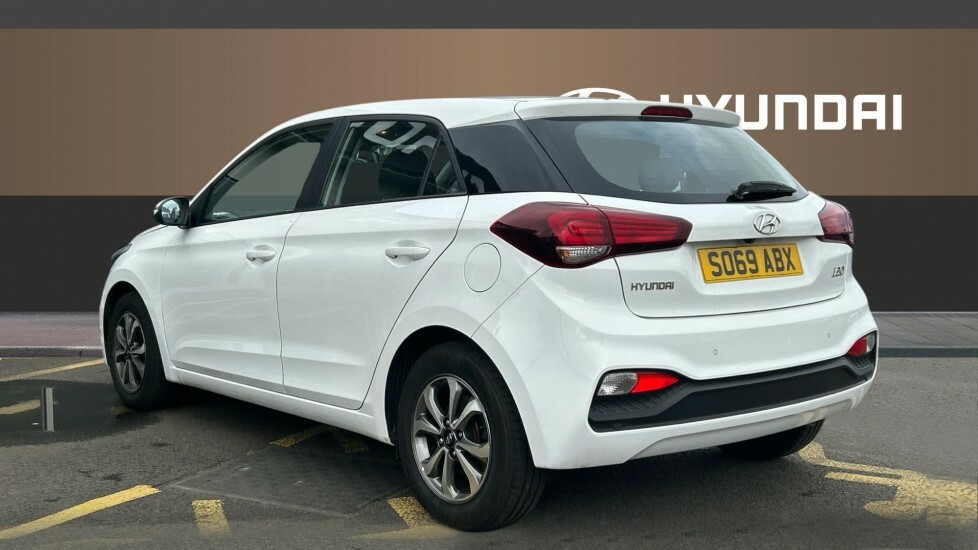 Hyundai I20 Se SO69ABX White #2
