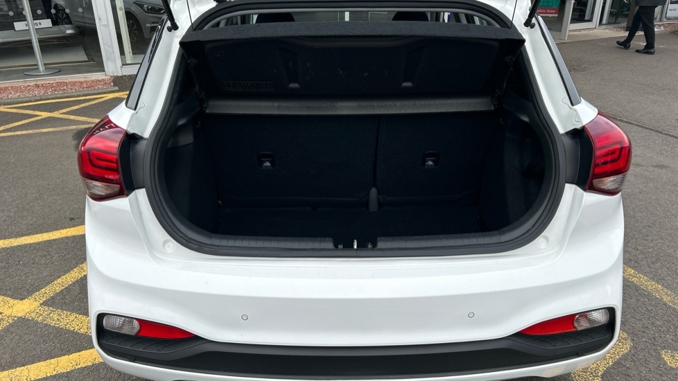 Hyundai I20 Se SO69ABX White #4