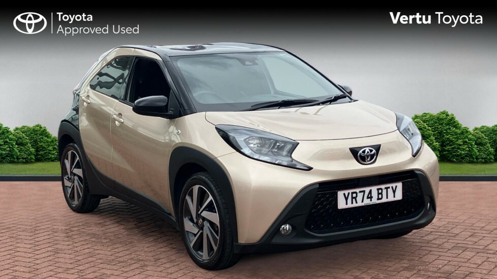 Toyota Aygo X Edge Beige