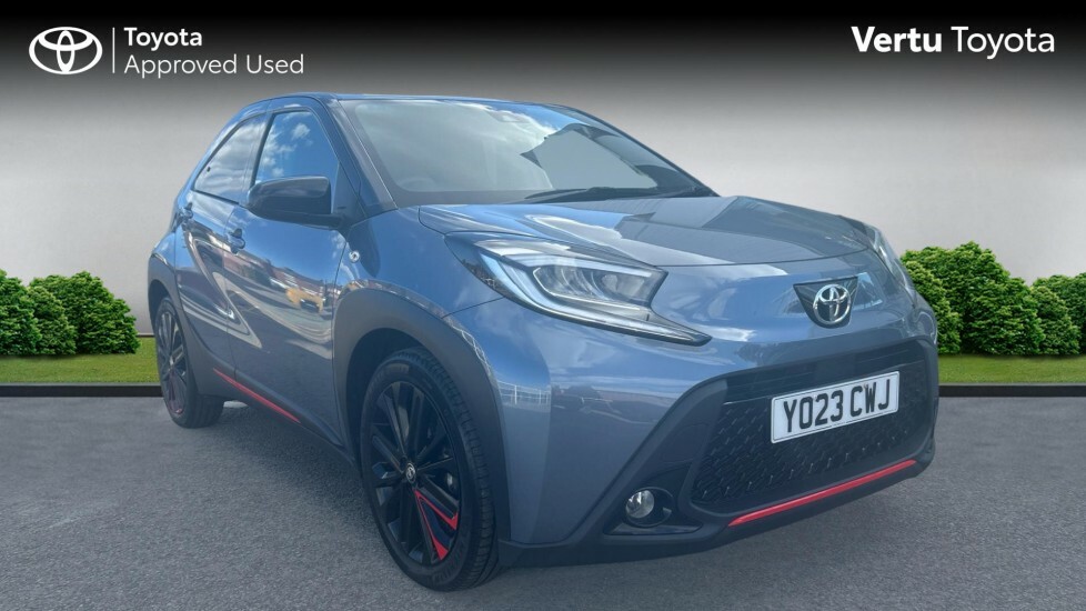 Toyota Aygo X Undercover Grey