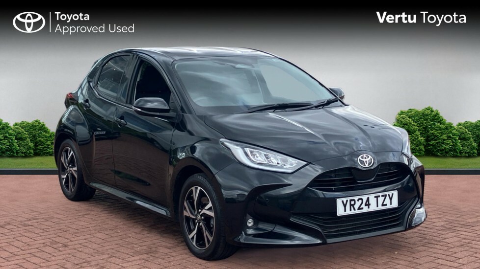 Toyota Yaris Design Black