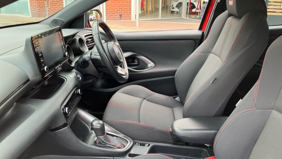 Toyota Yaris Gr Sport DS23LWC #5