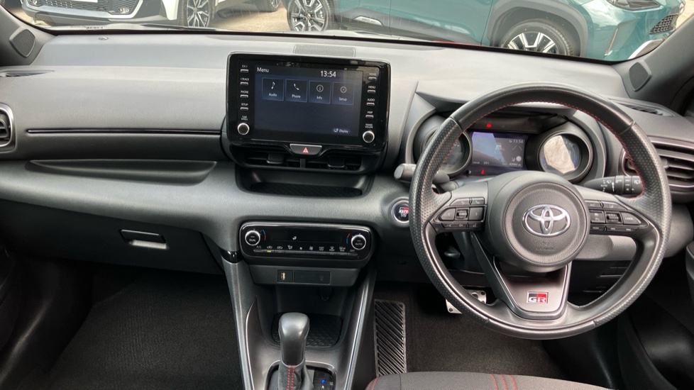 Toyota Yaris Gr Sport DS23LWC #6