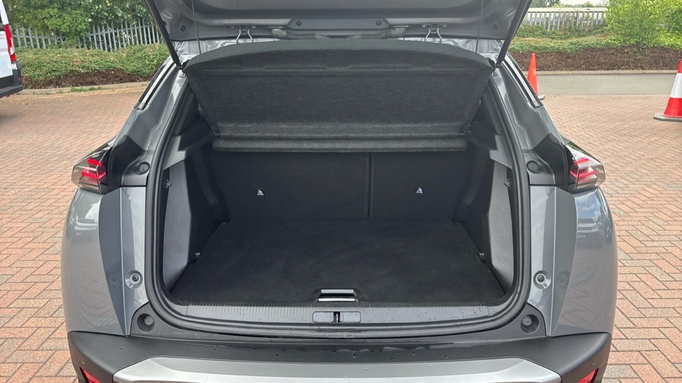 Peugeot 2008 Gt PJ73YPX Grey #4