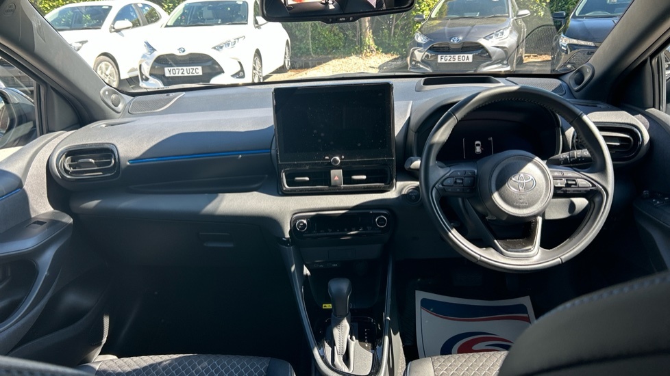 Toyota Yaris Premiere Edition YT74FAA Silver #6