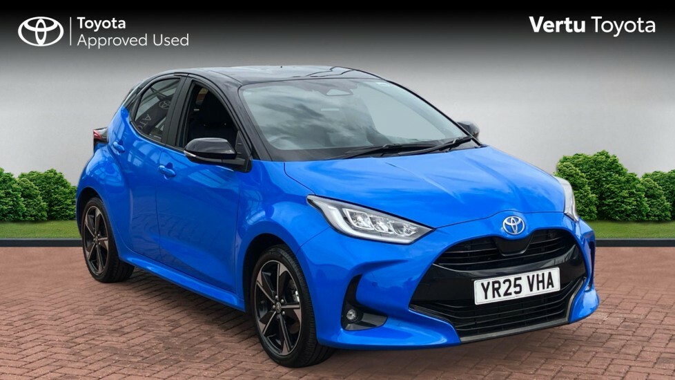 Toyota Yaris Premiere Edition Blue