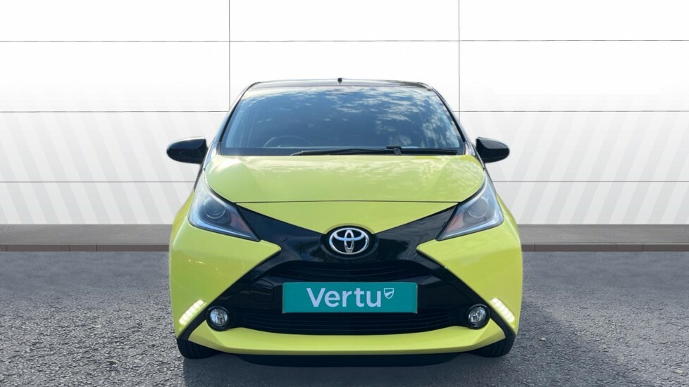 Toyota Aygo X X-cite 3 Yellow #3